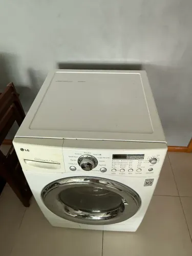 Lava e seca LG 11 KG