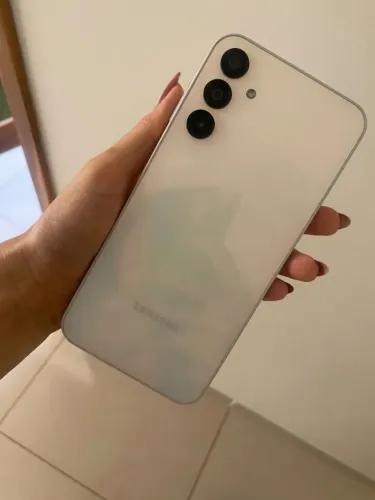 Samsung Galaxy A15, 128GB, Ano 2024 - Impecável