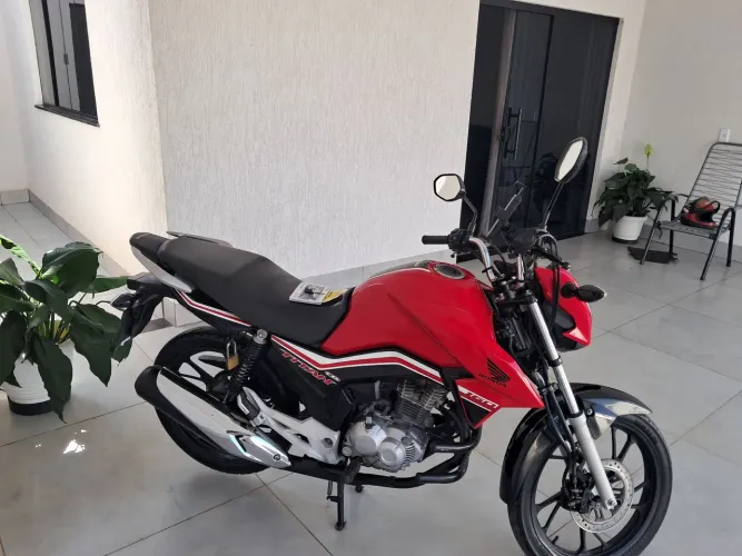 Titan 160 original com baixa km esta é especial
