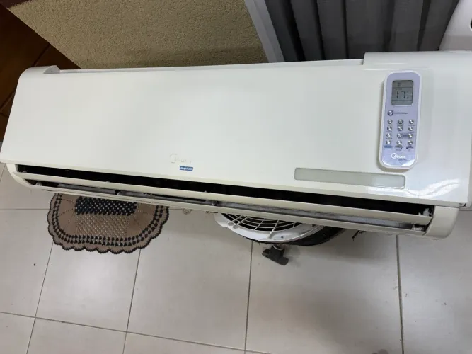 Ar condicionado de 30mil btus usado funcionando com controle