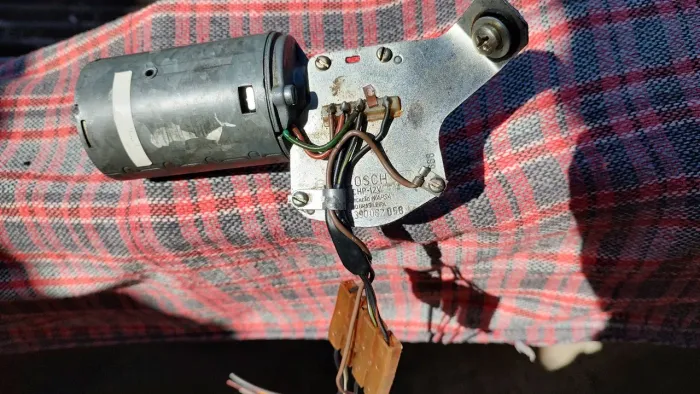 Motor de limpador de parabrisa 