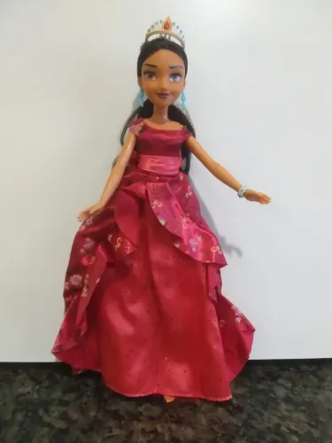 Boneca Elena de Avalor