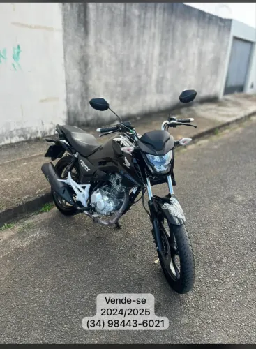 Veiculo em ótimo estado, só pegar e andar. Fui o primeiro dono, tirei da honda 0km.