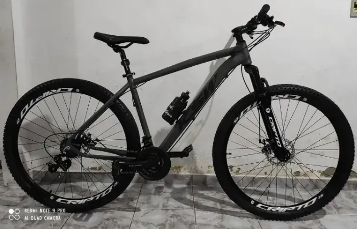 BICICLETA ARO 29 KSW XLT SHIMANO FREIOS A DISCO ARO 17