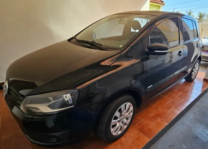 Volkswagen Fox 1.6 MI Total Flex 8V 5P 2013