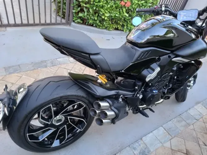Ducati Diavel