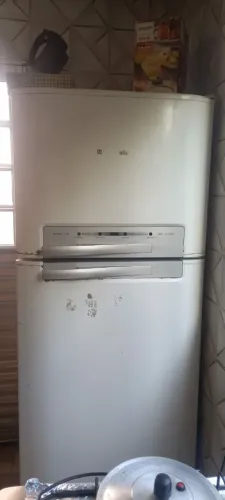 Vendo Geladeira usado - Valor R$ 400,00