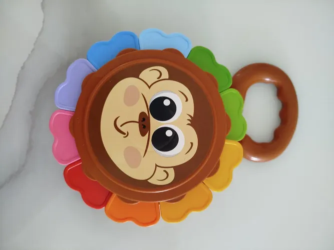 Brinquedo de empilhar para bebês
