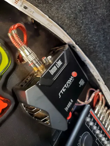 MÓDULO STETSOM IRON 400.4 SEMINOVO