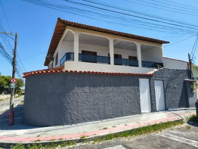 Alugo casa 3 qtos com suíte com entrada independente em Mata da Serra