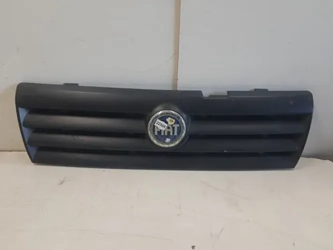 Grade Fiat Uno 2005 A 2010 Original Usado 22508 Fosco