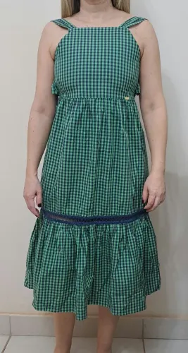 Vestido infantojuvenil
