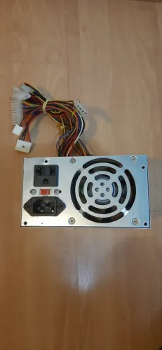 Fonte de computador Fan Hung LC-B300 ATX