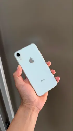 iPhone XR 64GB