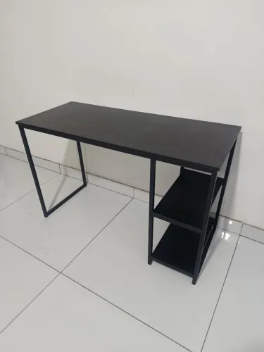 Mesinha estilo industrial 