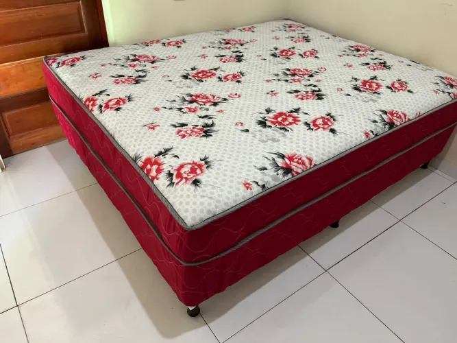 Cama QUEEN