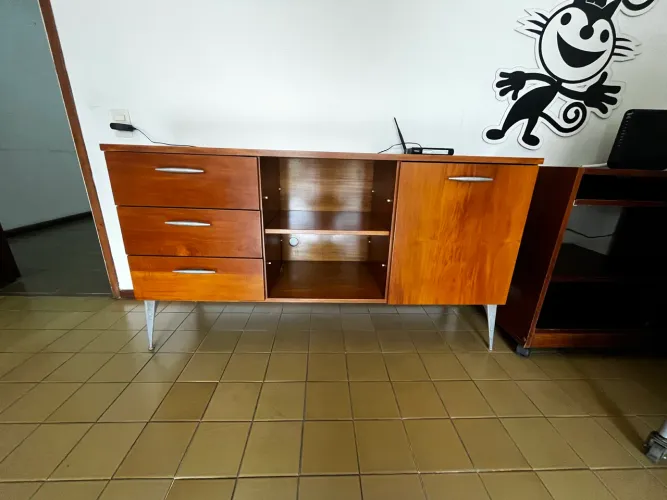 Hack em madeira maciça 