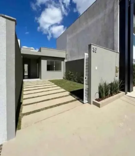 VENDO CASA PARCELADA NA FRAGA MAIA