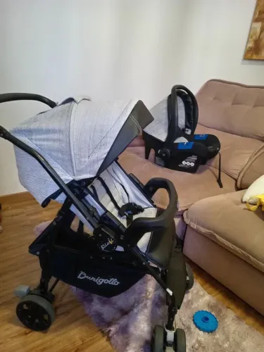 Carrinho e bebê conforto Burigotto