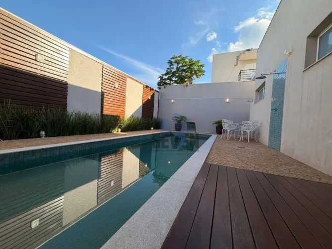 Casa Mobiliada para Locação no Lago Sul  3 Suítes, Piscina e Área Gourmet