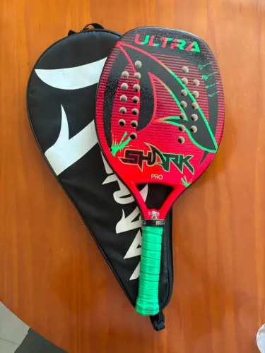 Raquete Beach Tennis Shark Ultra - pouquíssimo uso