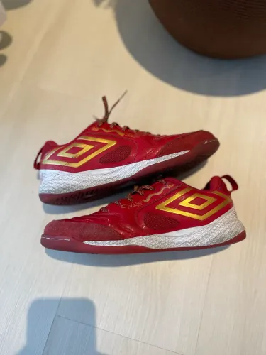 Chuteira Umbro Pro 5 Bump