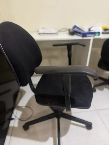 CADEIRA DE ESCRITÓRIO