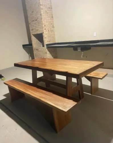Mesa rústica