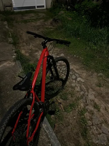 Bike Aro 29 - Completa, Top e Pronta pra Uso (com a documentação)