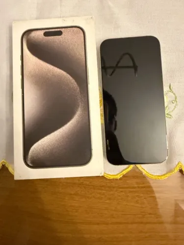 iPhone 15 Pro Natural Titanium