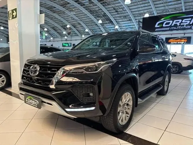 Toyota Hilux SW4 SRX 4X4 2.8 TDI 16V Dies. Aut. 2021