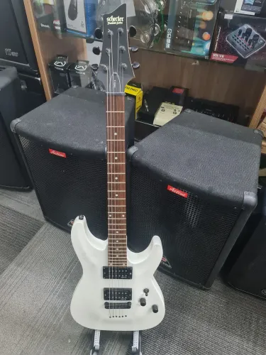 Guitarra Shecter Omen 6