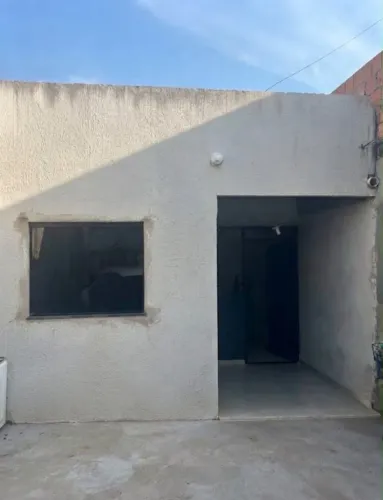 Vende-se casa na cidade jardim com 2 quartos