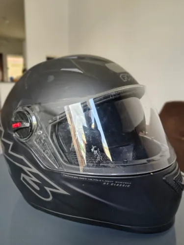 Capacete