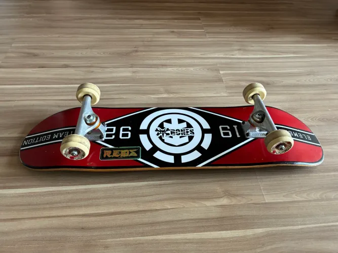 Skate Profissional Montado - Trucks Independent + Rodas Bones SPF 58mm + Shape Element
