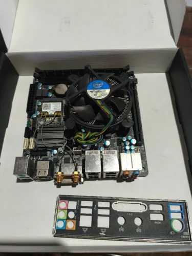 Kit i5 2300 + 4GB Ram ddr3 wifi integrado