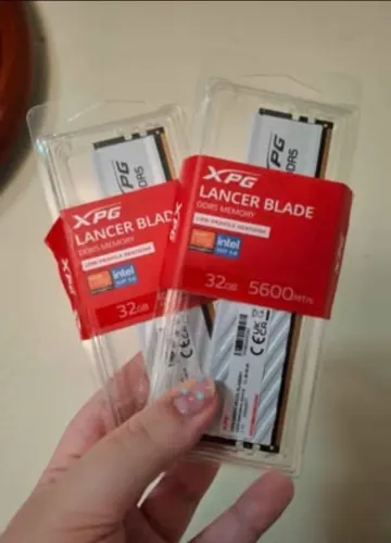 Kit Memória RAM XPG Lancer Blade 64GB (2x32GB) DDR5 5600MHz