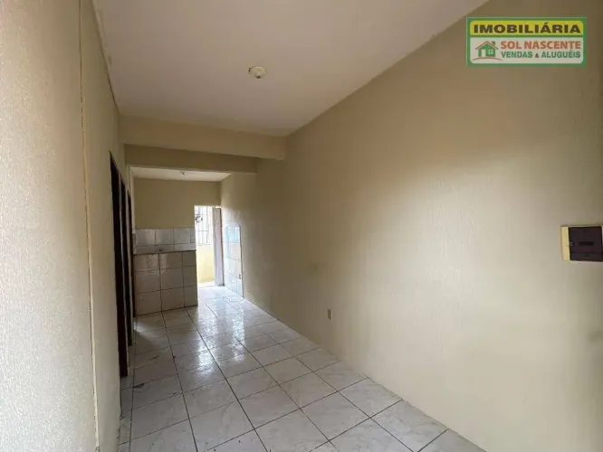 Apartamento com 2 dormitórios para alugar, 33 m² por R$ 890,88/mês - Montese - Fortaleza/C