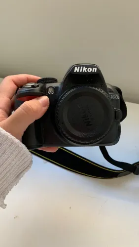 NIKON D3100 Seminova 