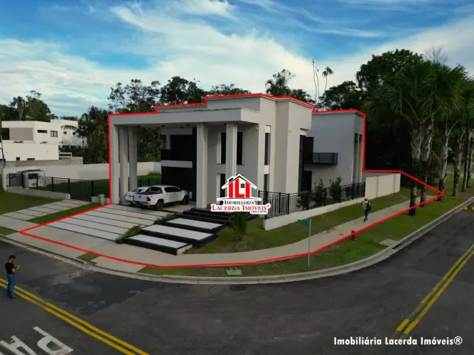 Mansão no Alphaville 2 com 3 Suítes 418m² Energia Solar e Gerador