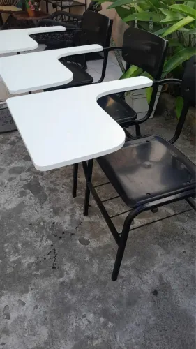 Cadeira escolar