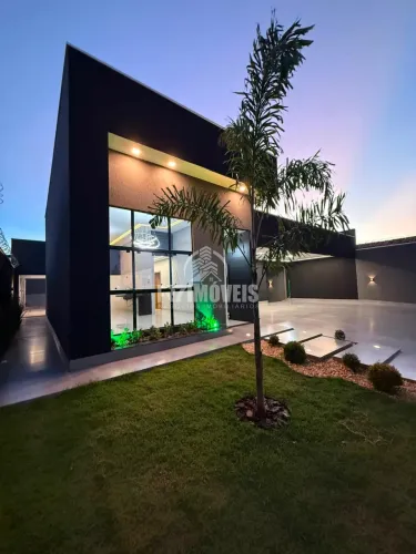 Casa Alto Padrão com 3 SUÍTES PLENAS e PISCINA no Setor Santos Dumont, Região Noroeste de