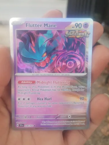 Carta de pokémon FLUTTER MANE
