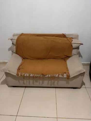 Sofá 2 lugares
