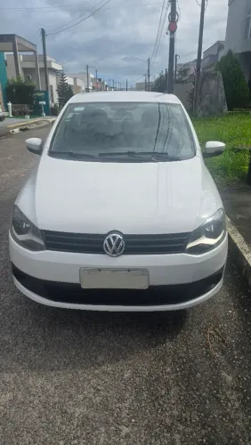 Volkswagen Fox 1.6 MI I Motion Total Flex 8V 5P 2014