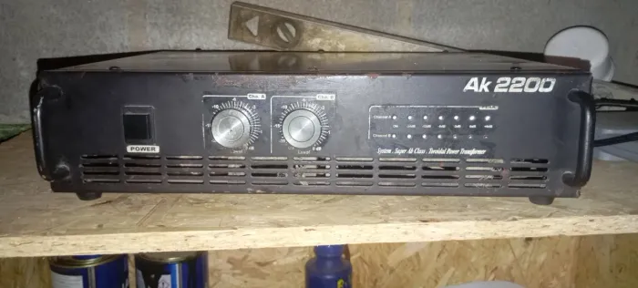 Vendo amplificador bom