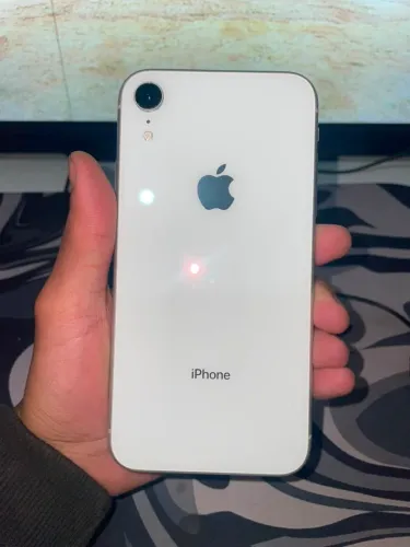 iPhone XR, todo original
