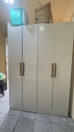 Cama solteiro + guarda roupa solteiro 