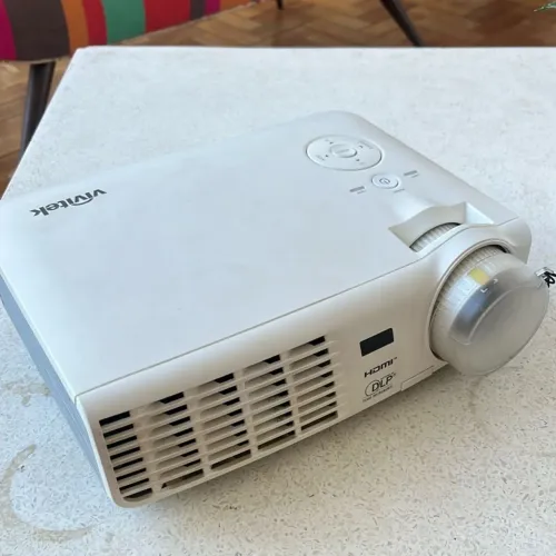 Projetor Vivitek D510 - HDMI- no precinho