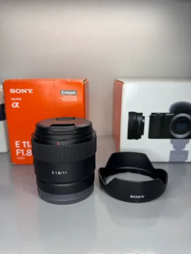 Lente 11mm 1.8 Sony APS-C Semi Nova Frete Grátis